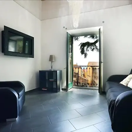 Minisuite F-House Vicino Al Duomo Di Salerno Exterior photo